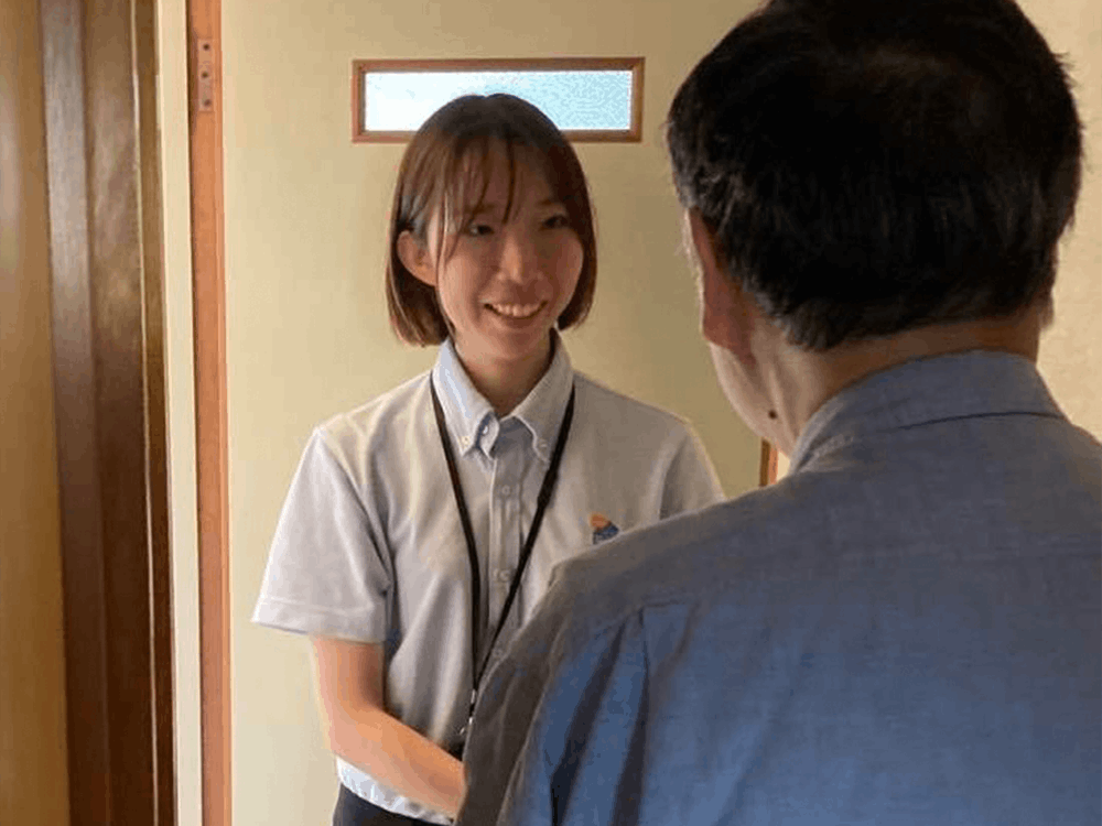 リフォーム担当者とお話しされるお客様